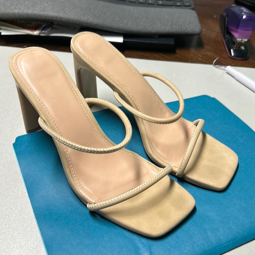 Beige leather heels, size 8.5